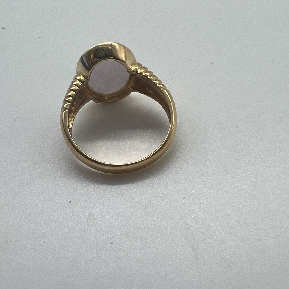 14 karat lavender Jade ring - Picture 4 of 9